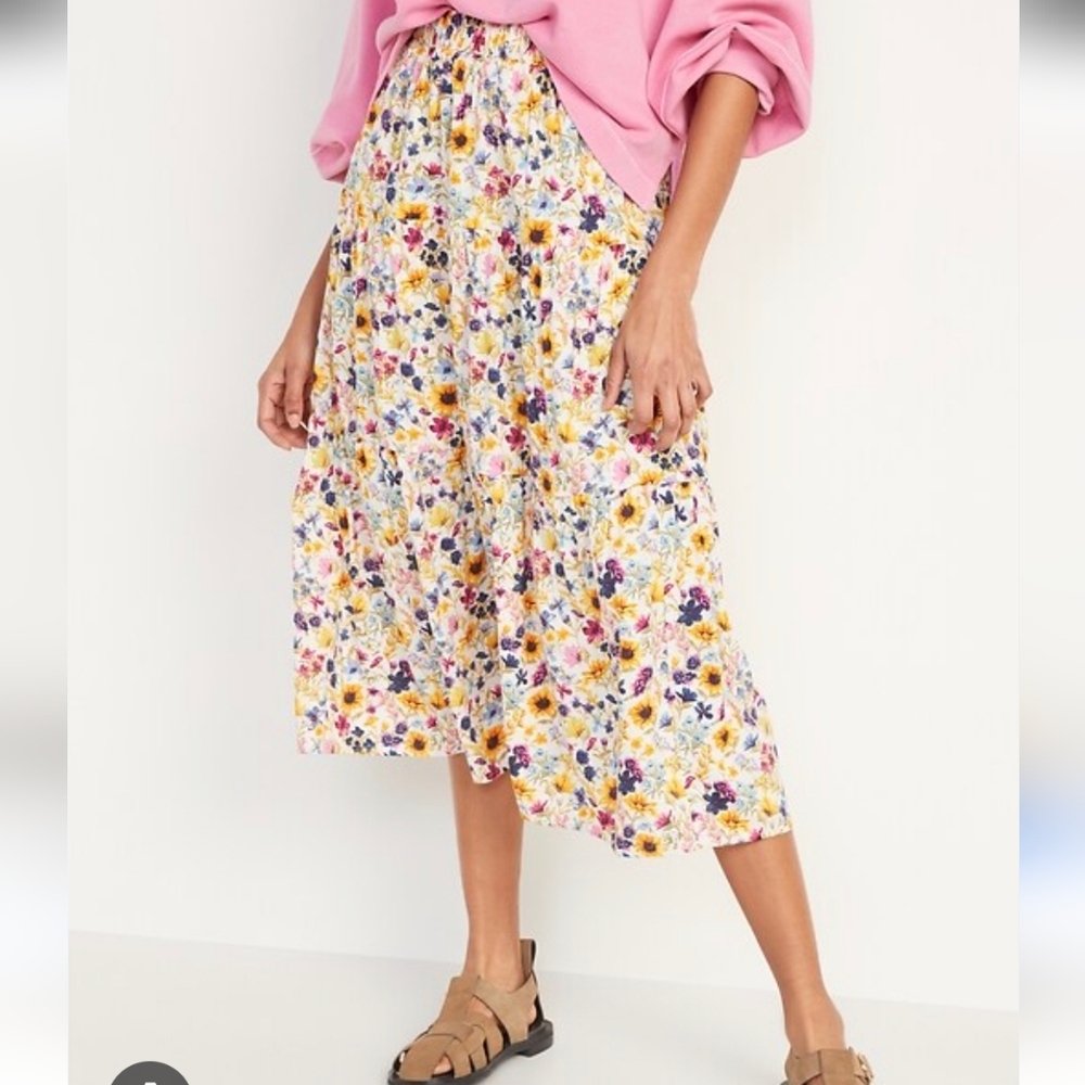 Old Navy Tiered Floral Midi Skirt in Yellow